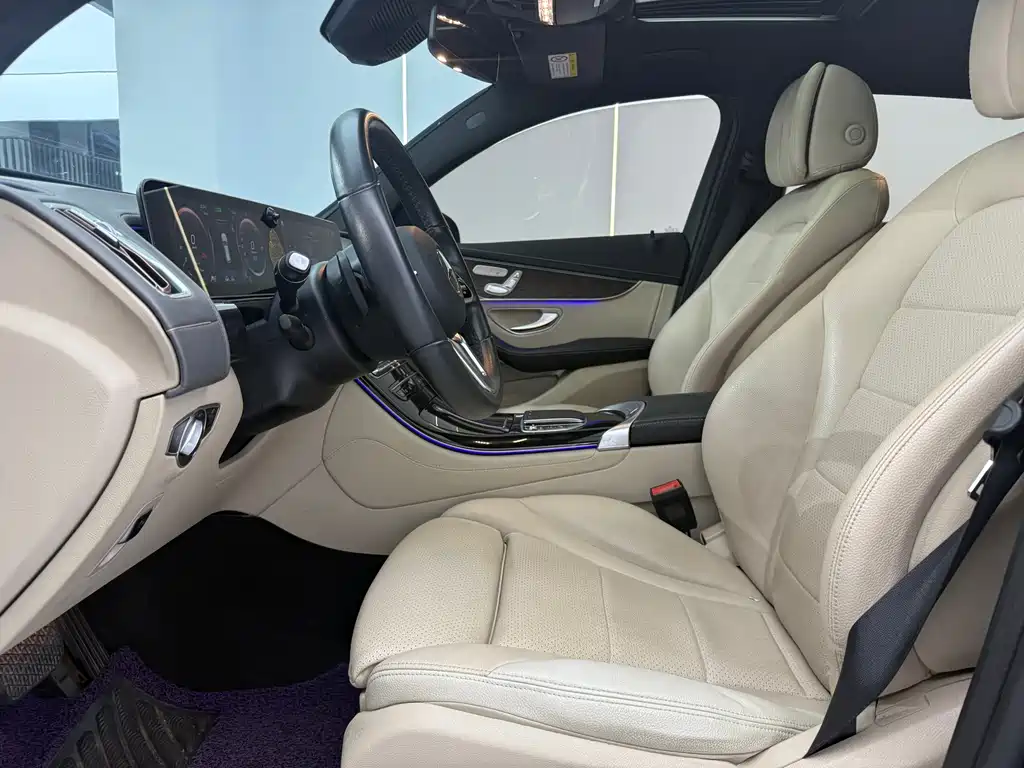 Mercedes-Benz EQC — миниатюра 4
