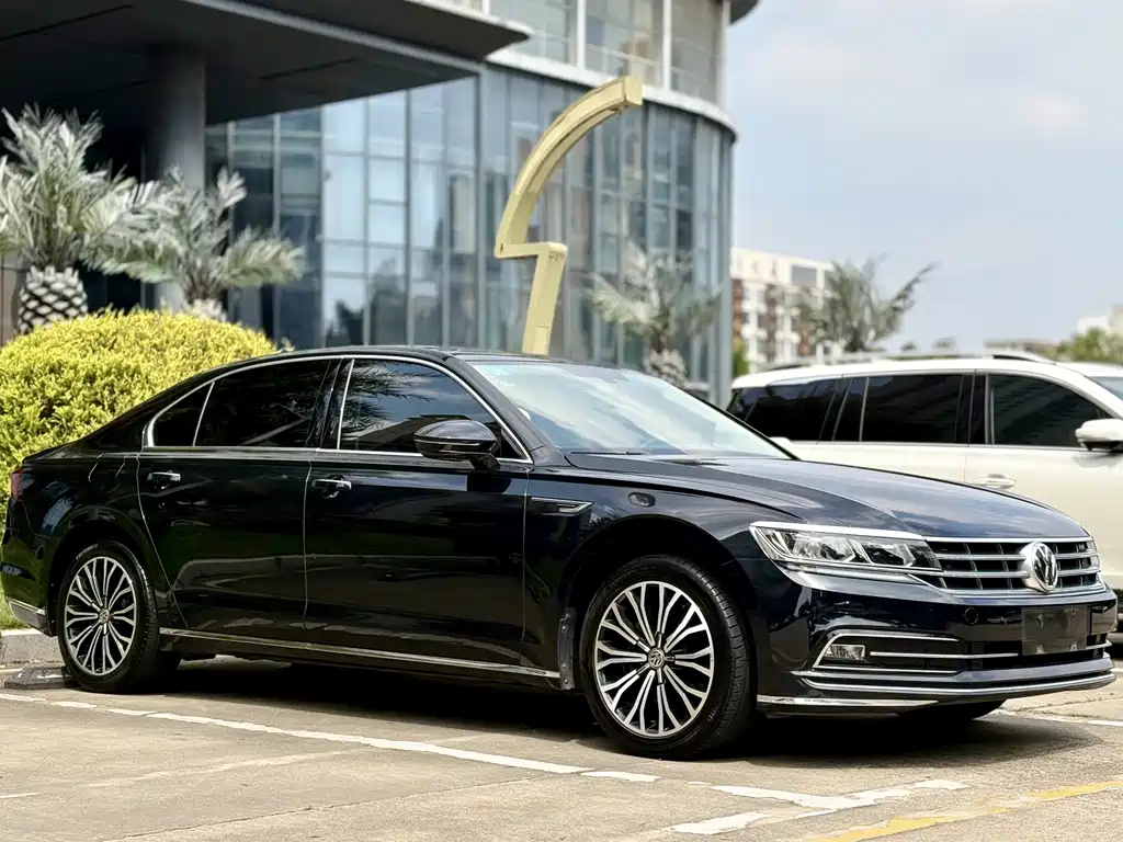 Volkswagen Phideon — миниатюра 3