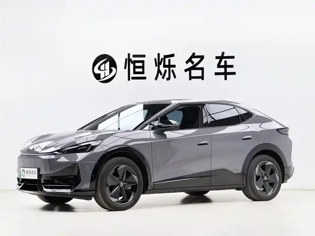 volkswagen with-the-crowd-06