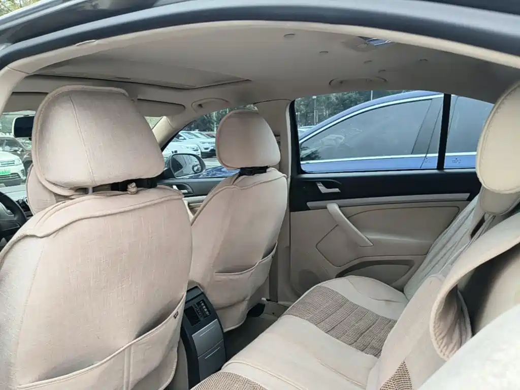 Skoda Octavia — миниатюра 18