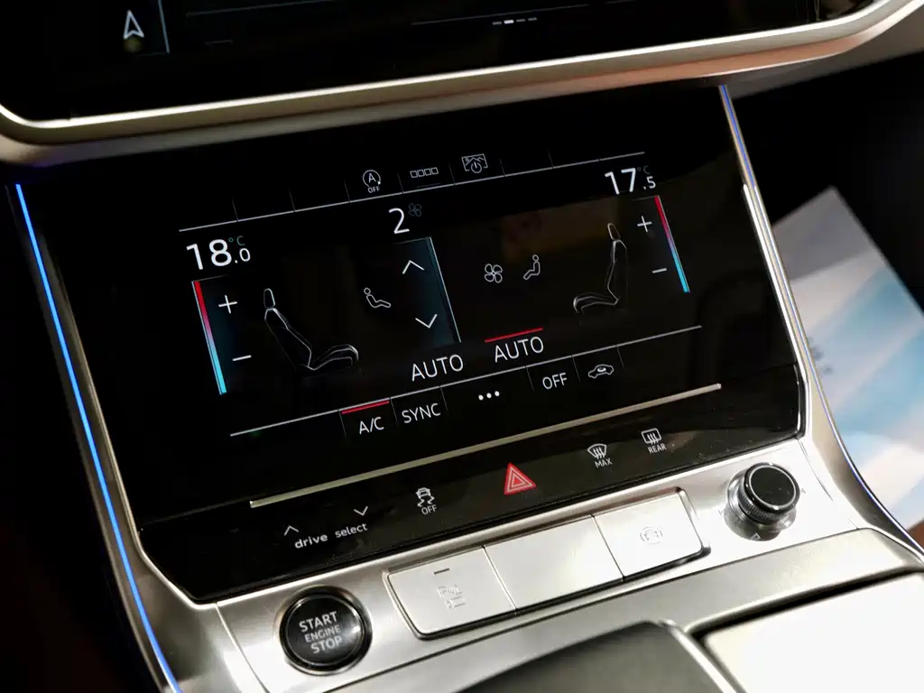 Audi A7L — миниатюра 10