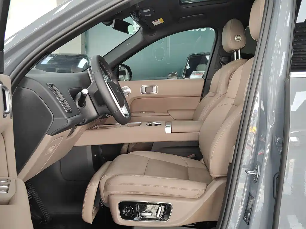 Li Auto Li L8 — миниатюра 3