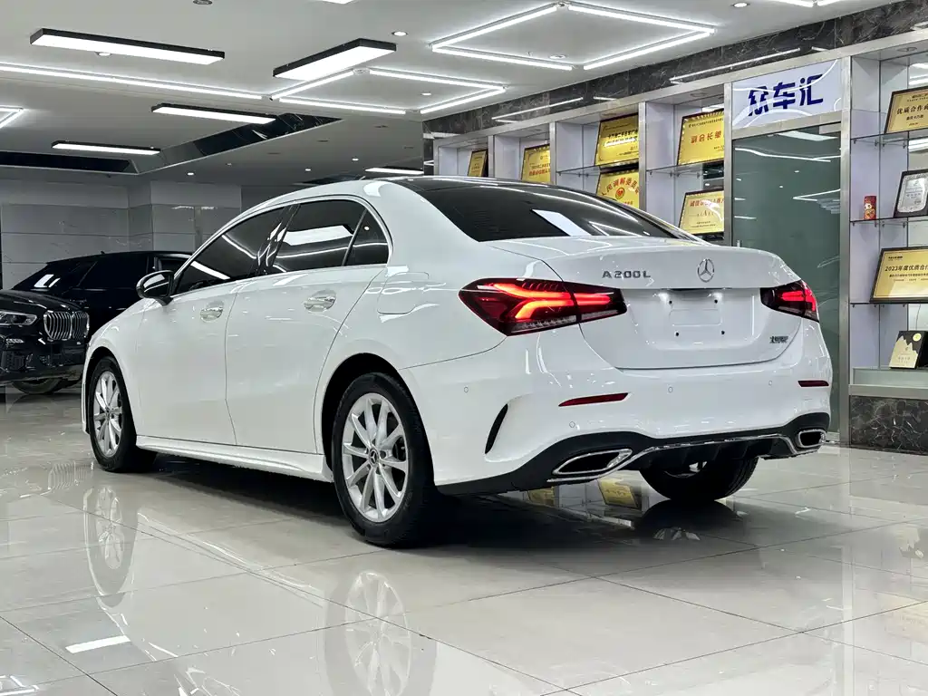 Mercedes-Benz A-Class A 2020 A 200 L Sport Fashion