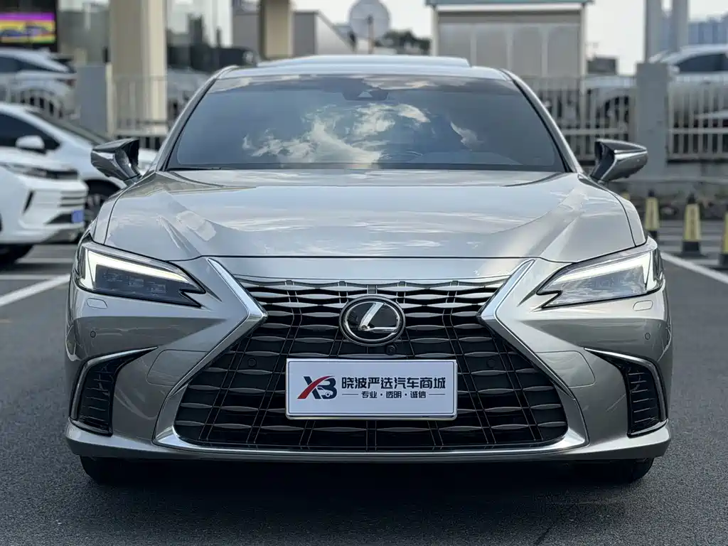 Lexus ES — миниатюра 4