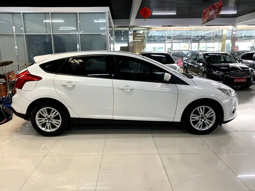Ford Focus — миниатюра 4