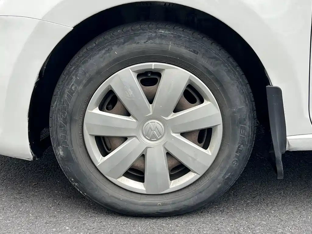 Volkswagen Santana — миниатюра 14
