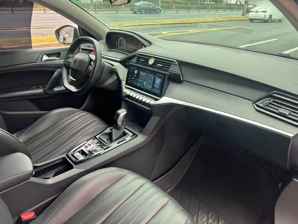 Peugeot 408 — миниатюра 12