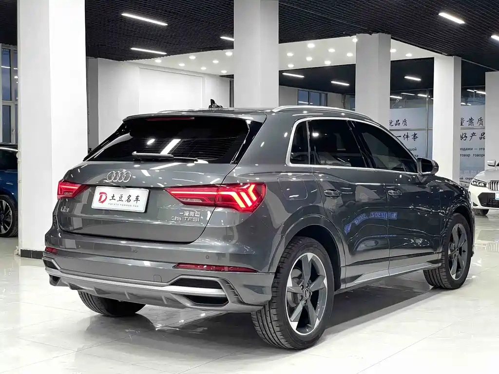 Audi Q3 2022 35 TFSI Fashion