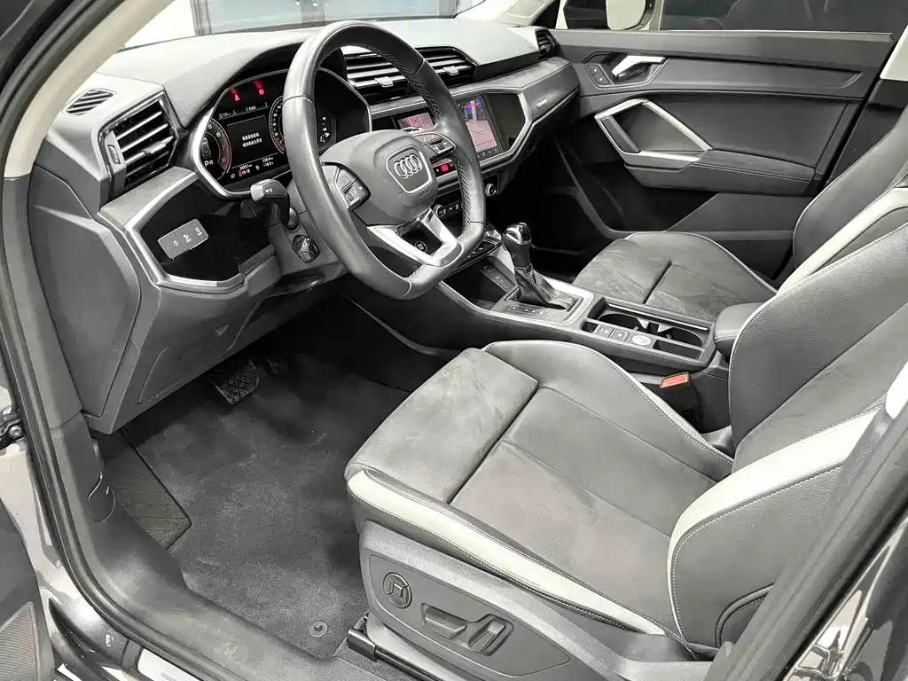 Audi Q3 2022 35 TFSI Fashion