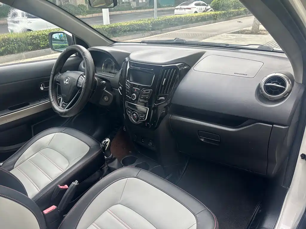 Great Wall Great Wall M4 — миниатюра 13