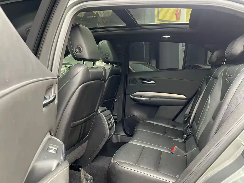 Cadillac XT4 2018 28T Lead