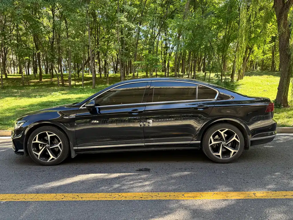Volkswagen Magotan — миниатюра 7