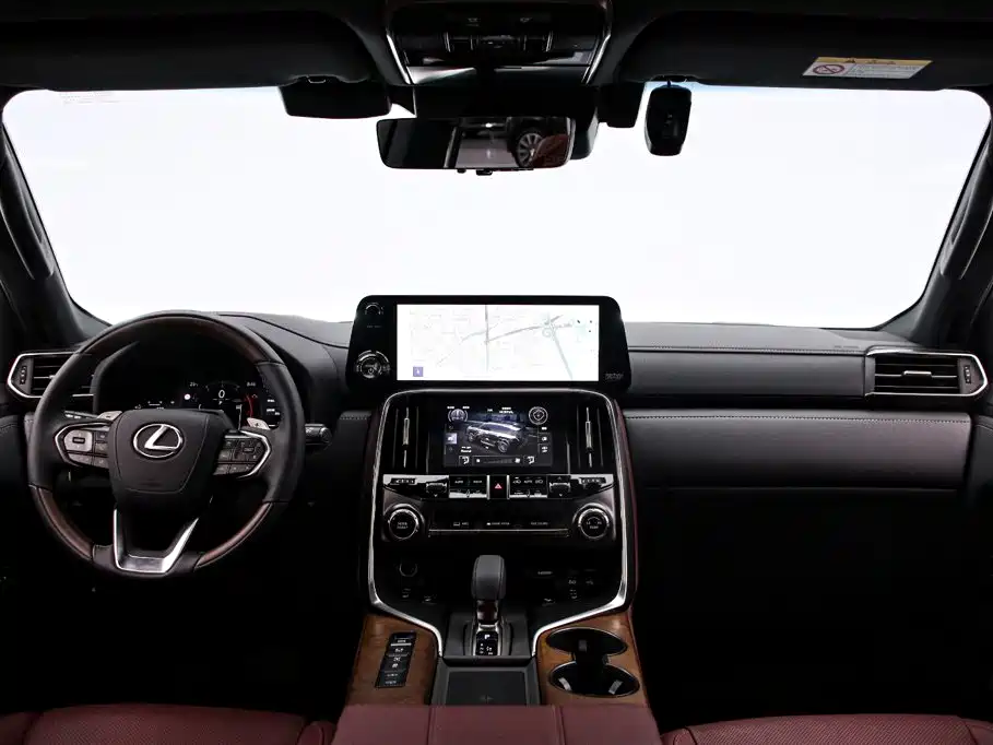 Lexus LX — миниатюра 5