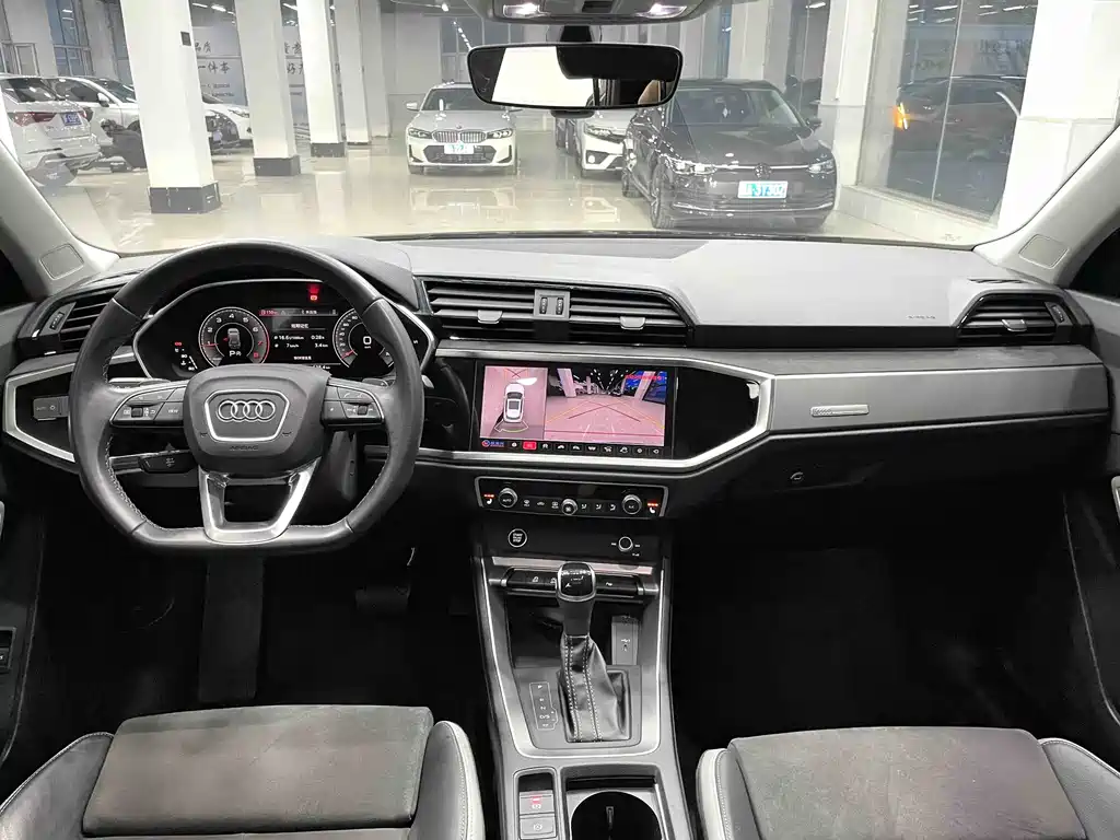 Audi Q3 2022 35 TFSI Fashion