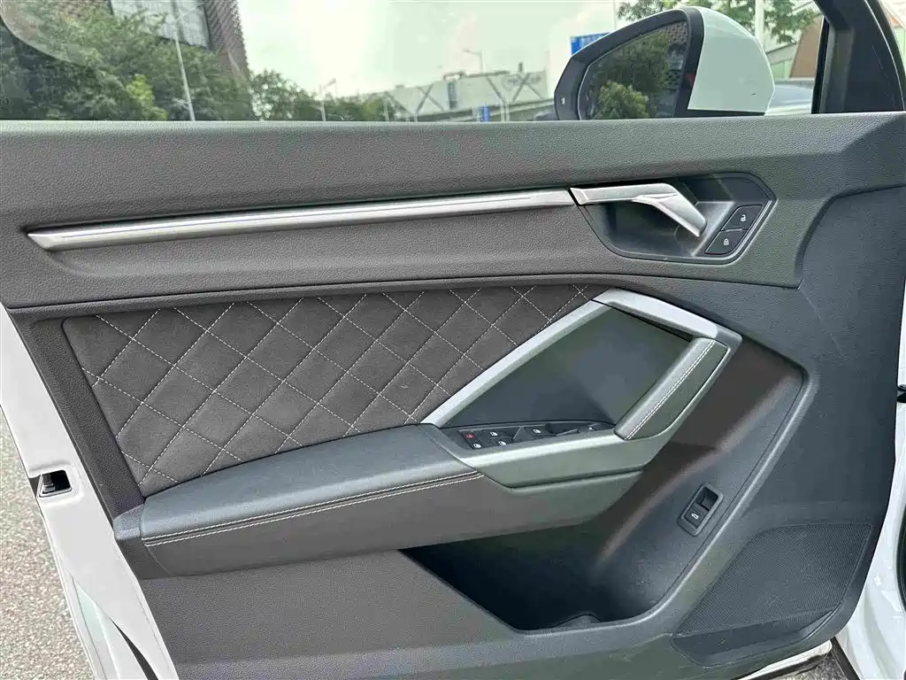 Audi Q3 — миниатюра 16