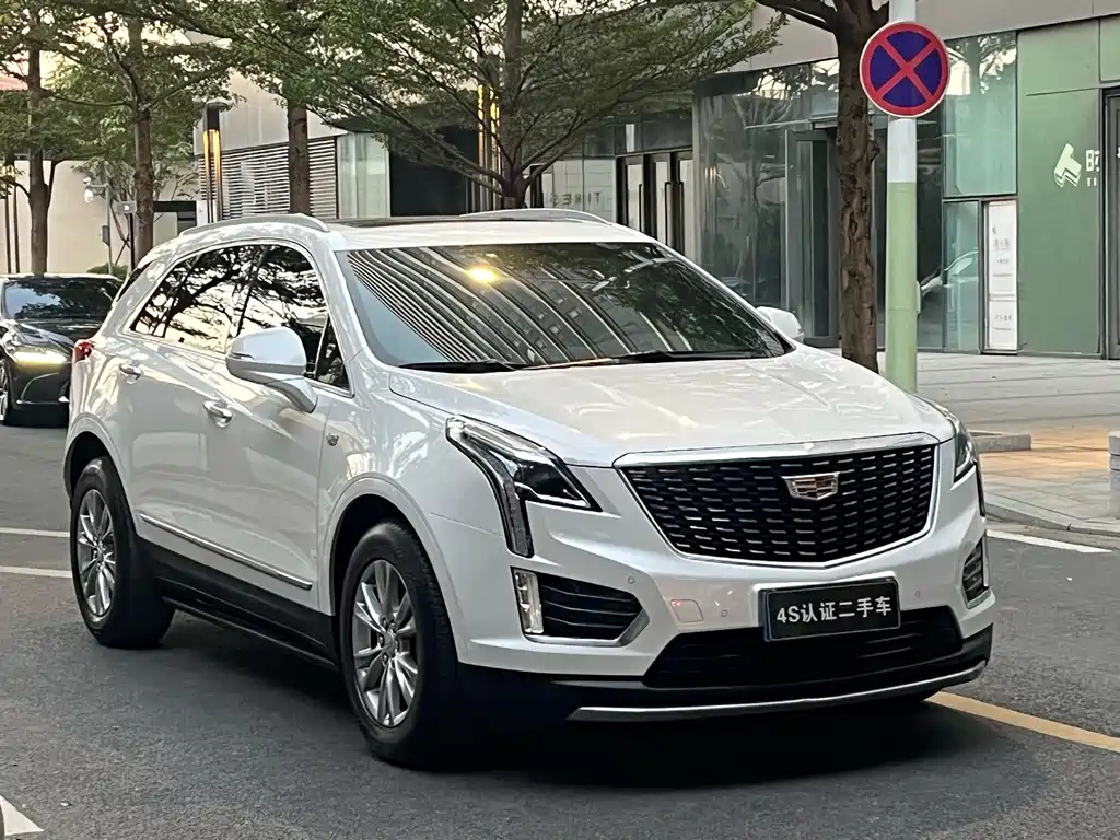 CADILLAC XT5