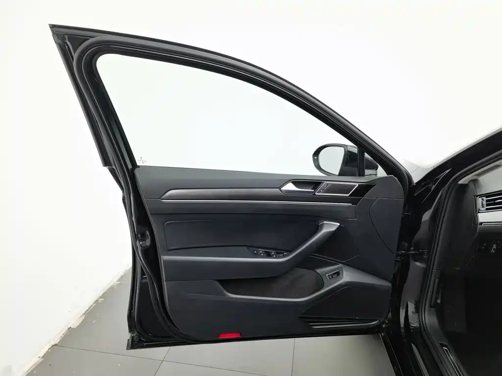 Volkswagen Magotan — миниатюра 8