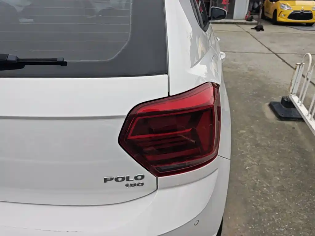 Volkswagen Polo — миниатюра 8