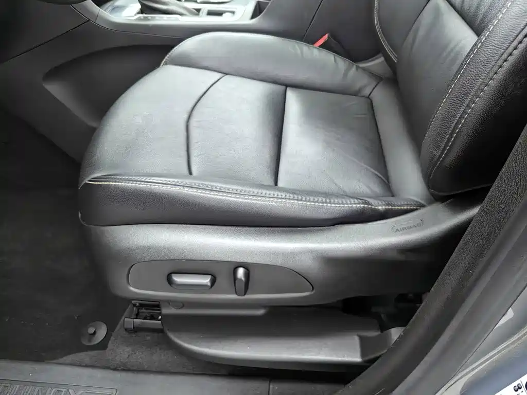 Chevrolet Equinox — миниатюра 20