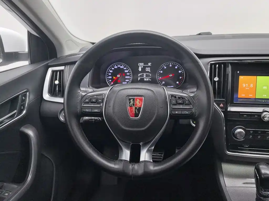 Roewe i6 Classic — миниатюра 11