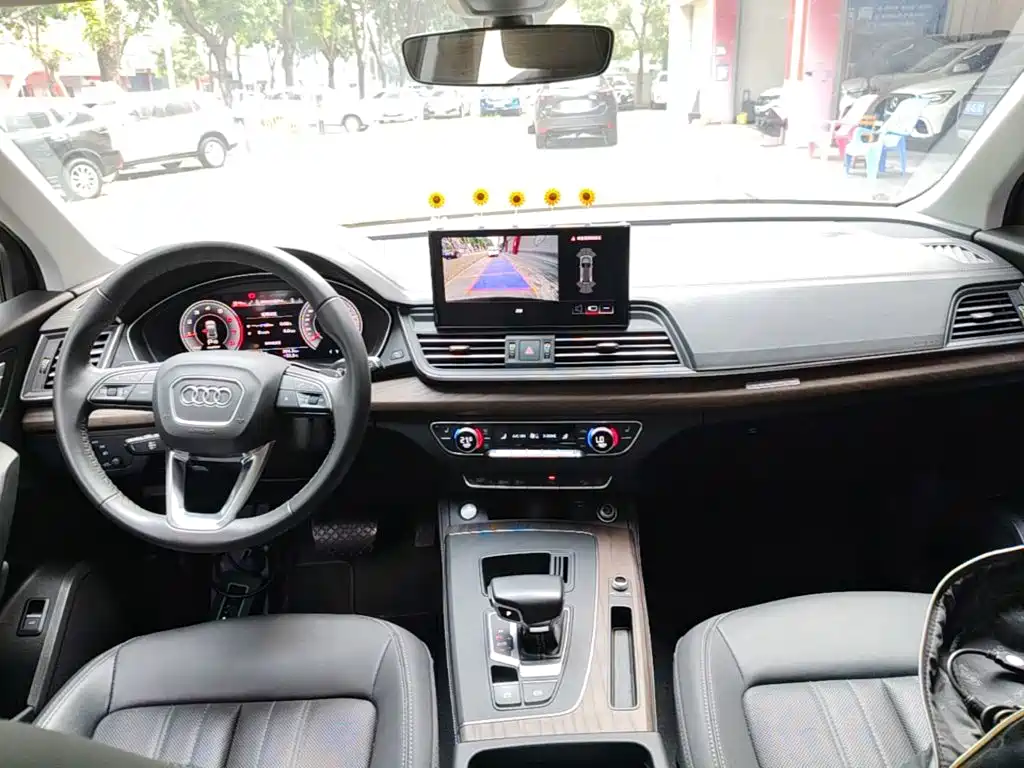 Audi Q5L — миниатюра 10