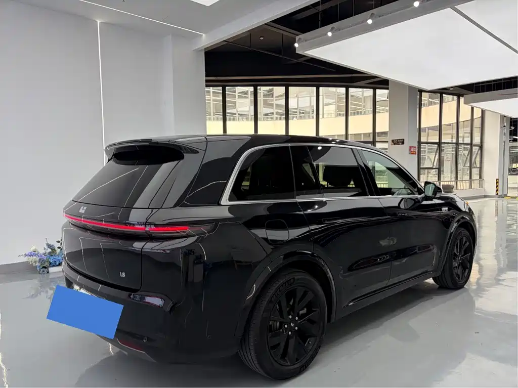 Li Auto Li L8 — миниатюра 4