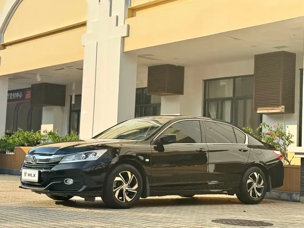 Купить Honda Accord