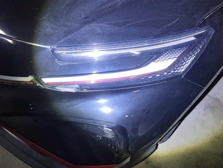 Roewe Feifan MARVEL R — миниатюра 5