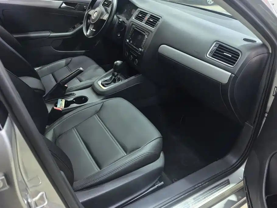 Volkswagen Sagitar — миниатюра 8