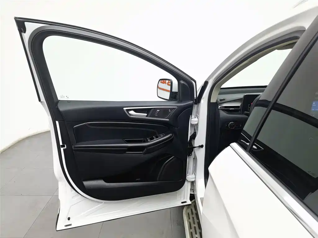 Ford Edge 2021 PLUS EcoBoost 245 7 мест