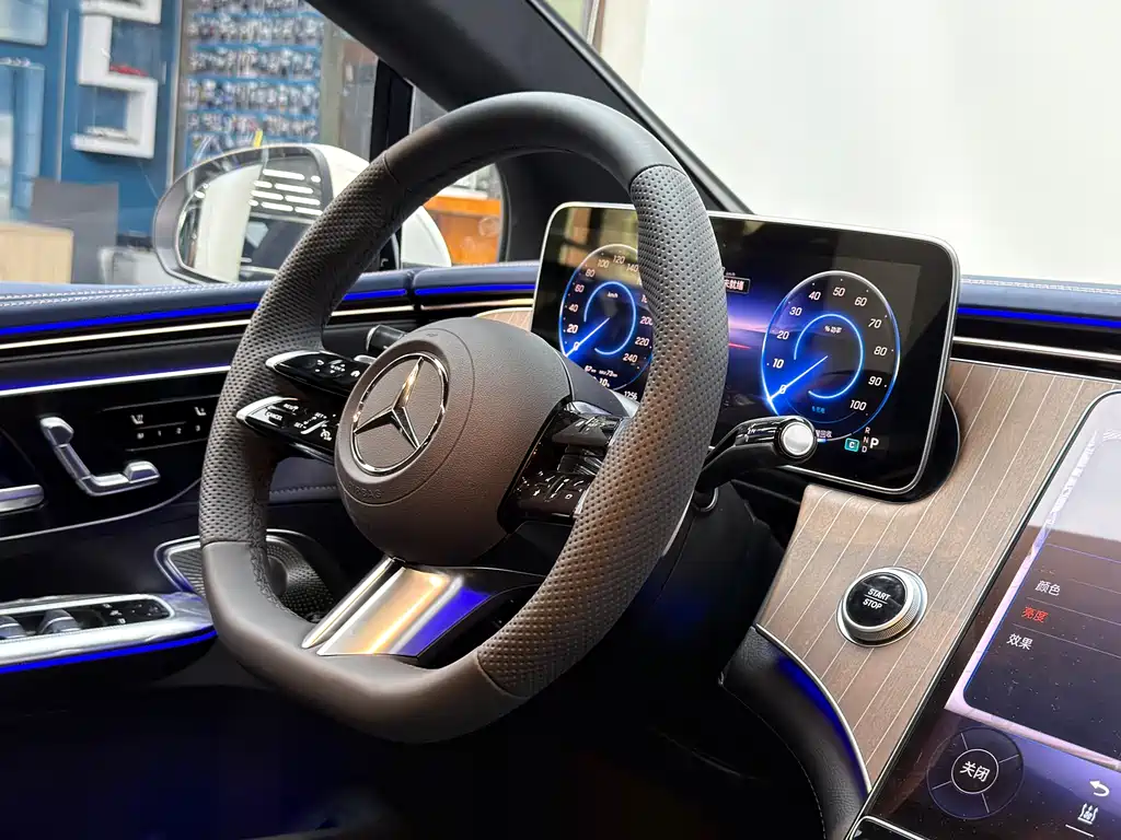 Mercedes-Benz EQE 2025 500 4MATIC