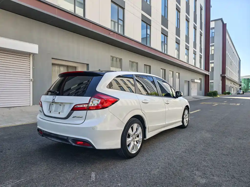 Honda Jade — миниатюра 9