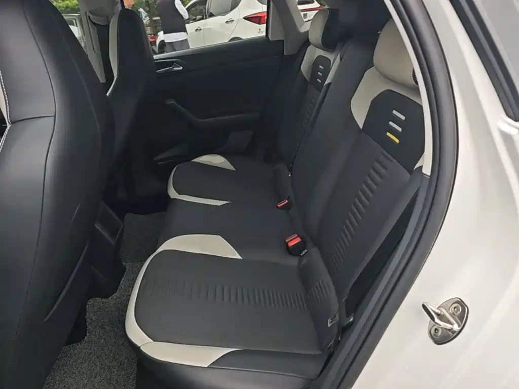 Volkswagen Polo — миниатюра 17