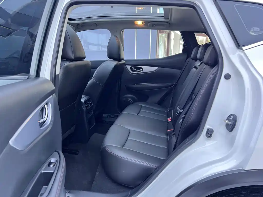 Nissan Qashqai 2022 — фото 12