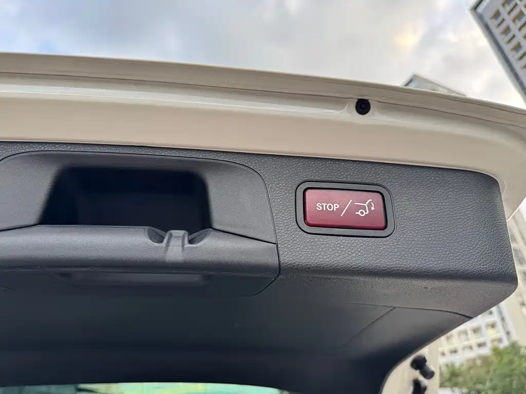 Mercedes-Benz GLC — миниатюра 33