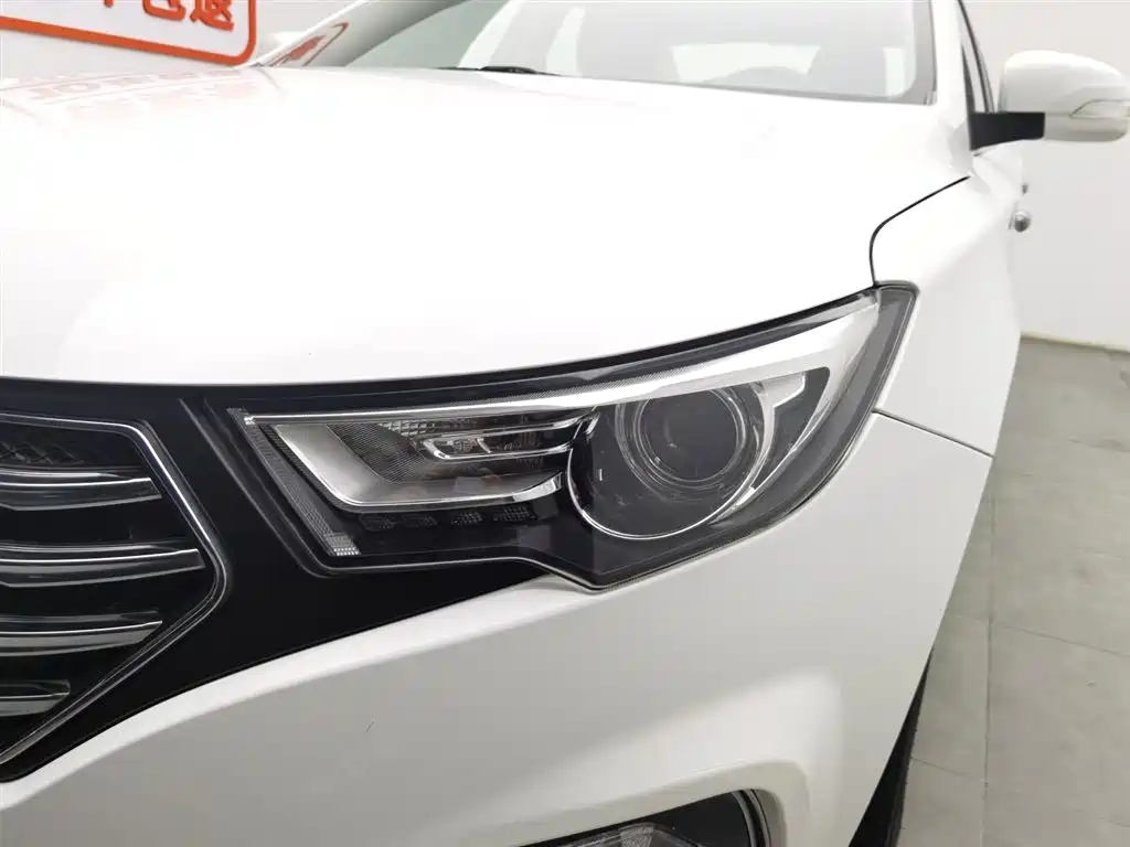 Bestune B30 2016 1.6L MT Luxury