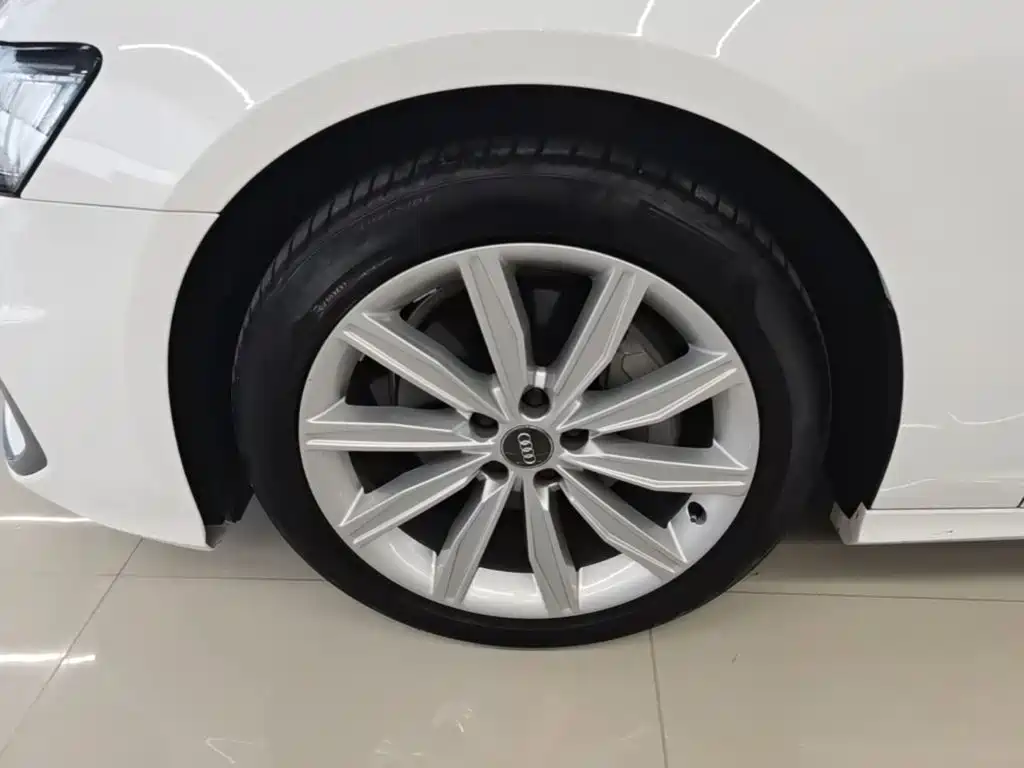 Audi A6L — миниатюра 23