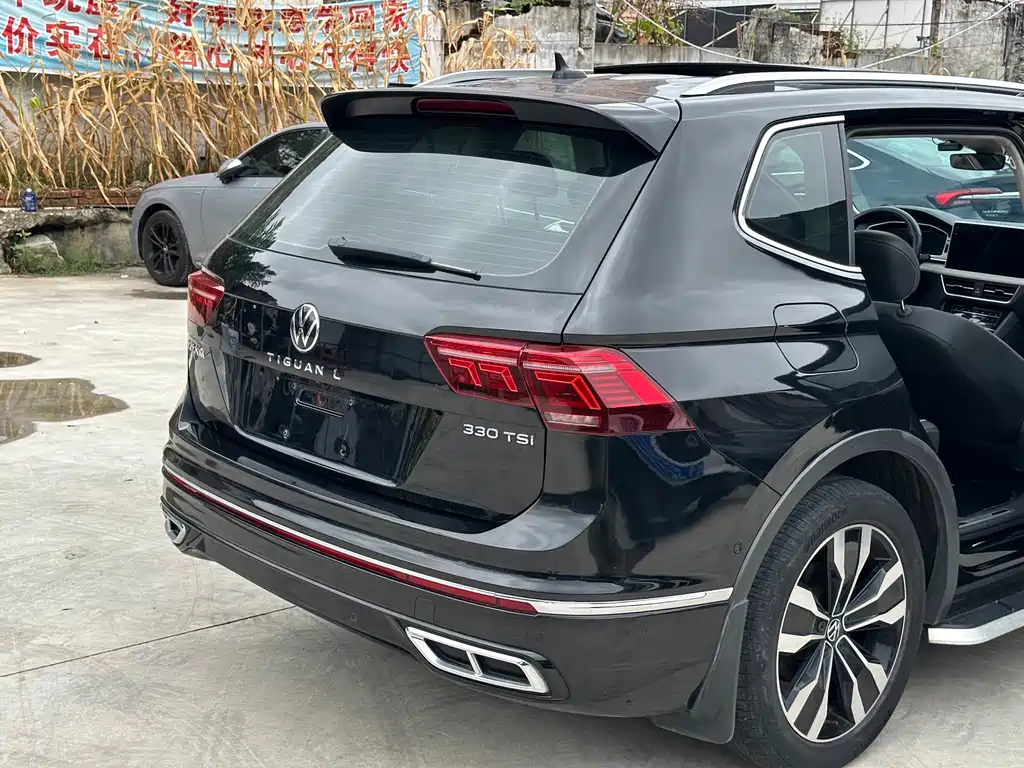 Volkswagen Tiguan L — миниатюра 19