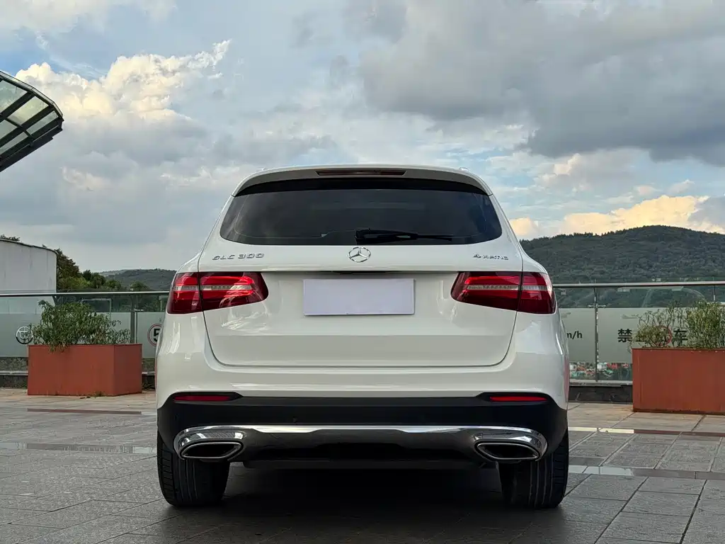 Mercedes-Benz GLC — миниатюра 7