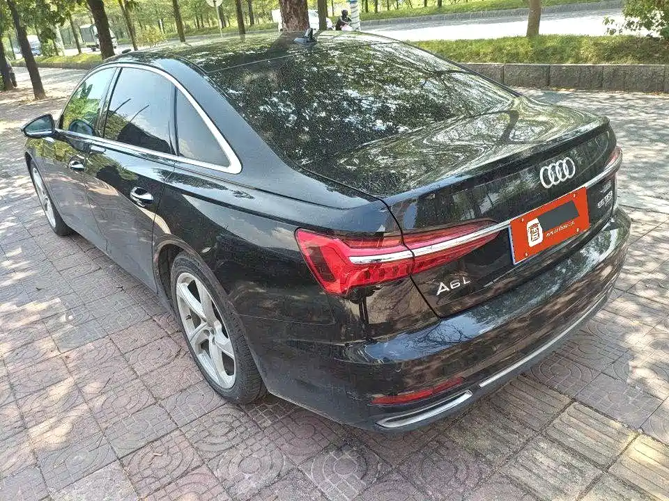 Audi A6L — миниатюра 7