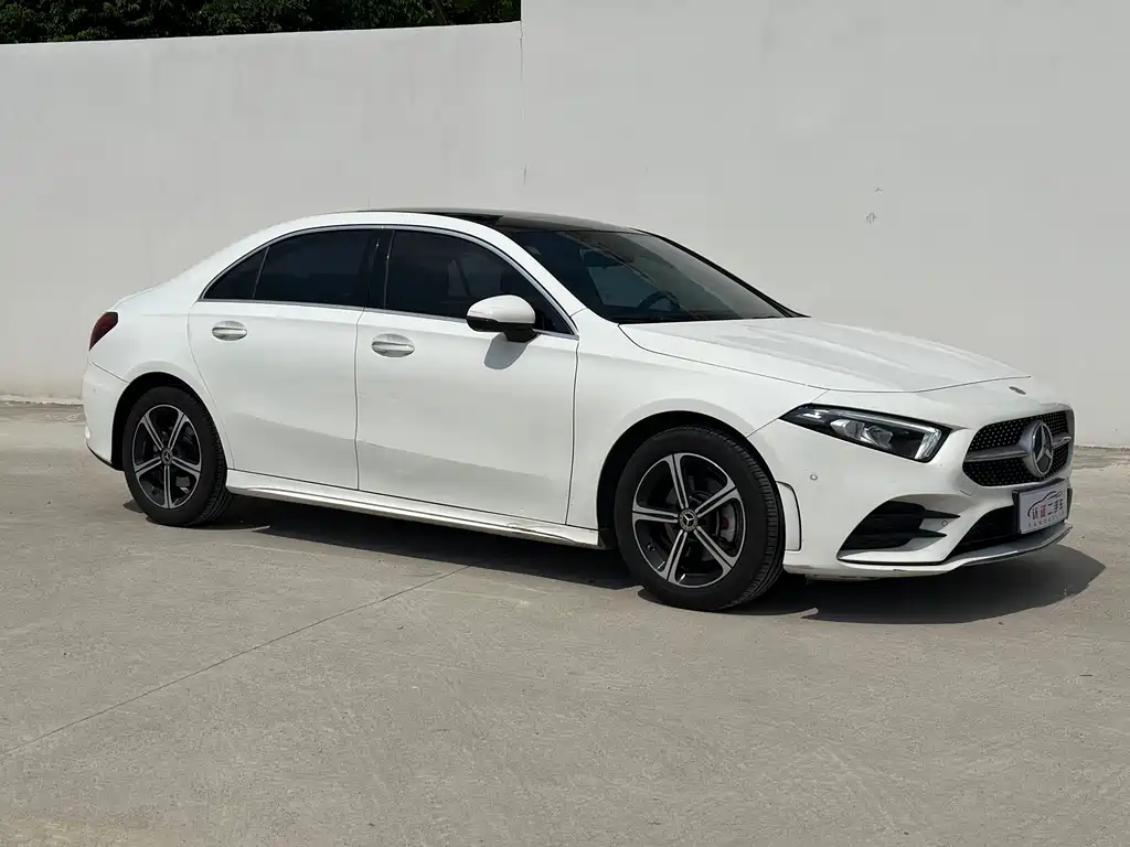 Mercedes-Benz A-Class — миниатюра 3