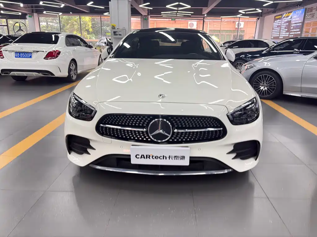 Mercedes-Benz E-Class (Import) — миниатюра 3