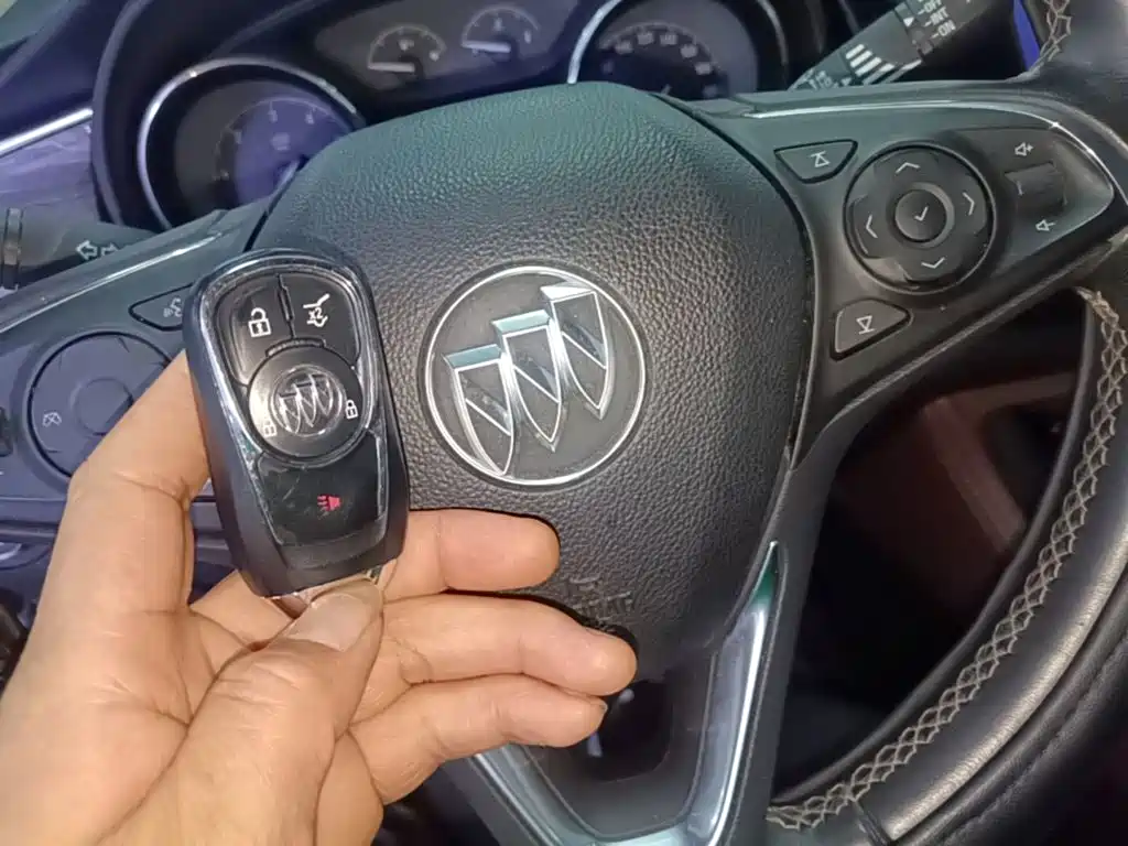 Buick Envision Plus — миниатюра 9