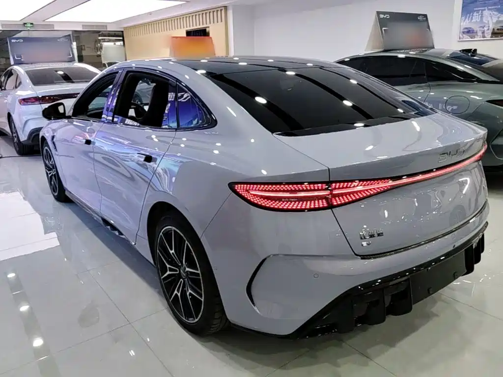 BYD Seal — миниатюра 5