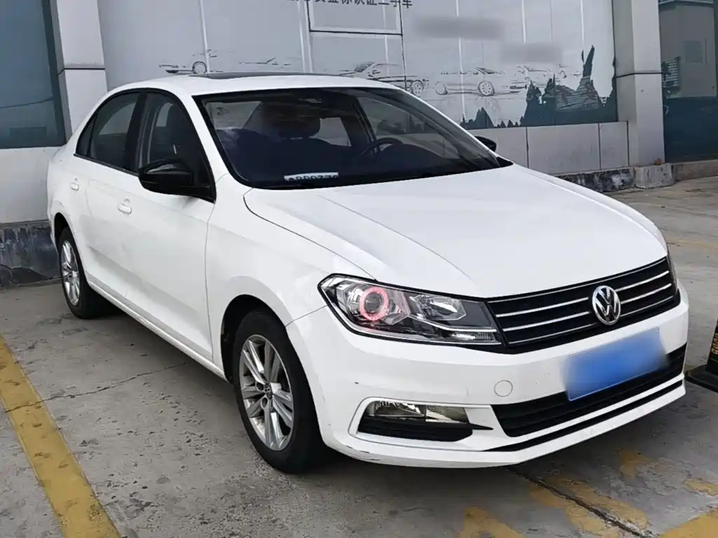 Volkswagen Santana — миниатюра 4