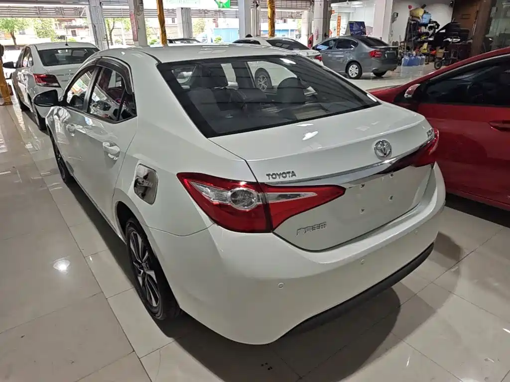 Toyota Corolla Levin 2014 1.8GS CVT Elite