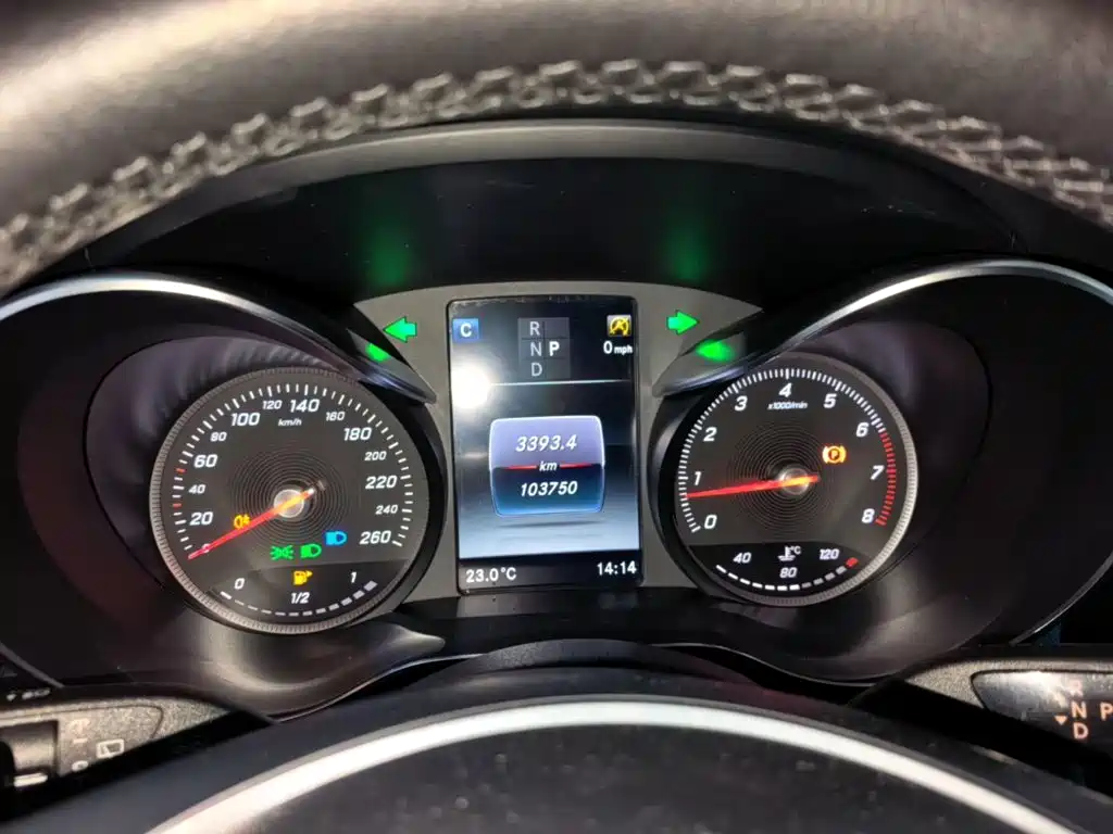 Mercedes-Benz GLC — миниатюра 12