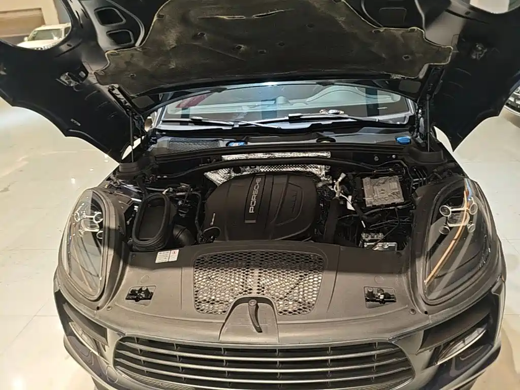 Porsche Macan — миниатюра 20