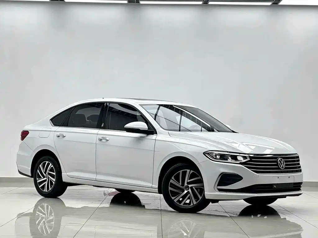 Volkswagen Lavida — миниатюра 2