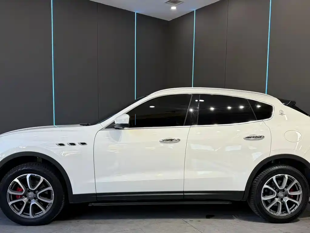 Maserati Levante — миниатюра 4